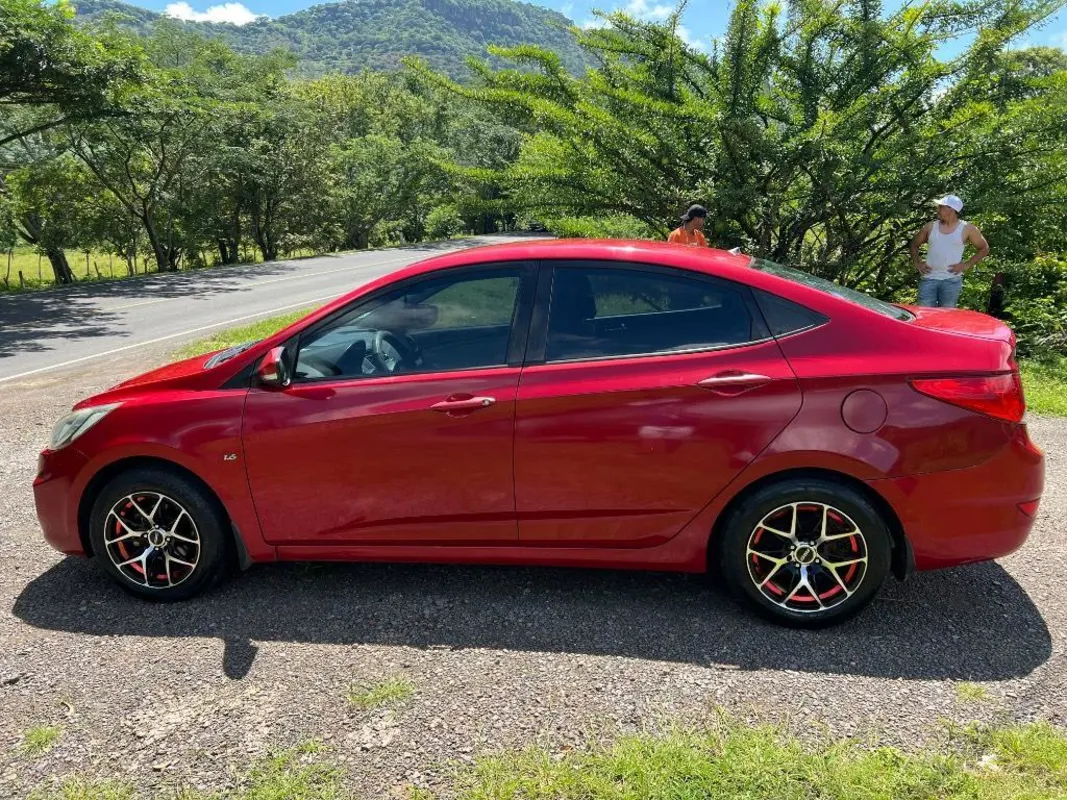 Vehículo: Hyundai Accent